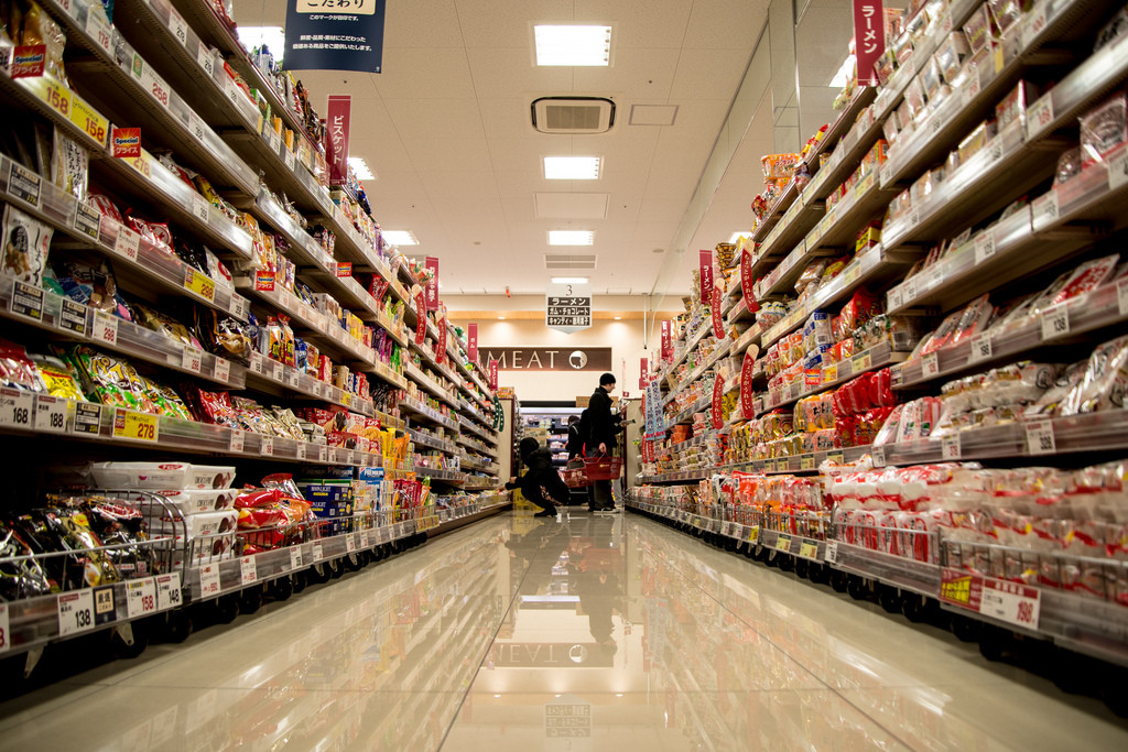 ILLEGITTIMO IL LICENZIAMENTO DEL DIPENDENTE DEL SUPERMERCATO CHE PRELEVA E CONSUMA IN LOCO ALCUNI PRODOTTI ALIMENTARI